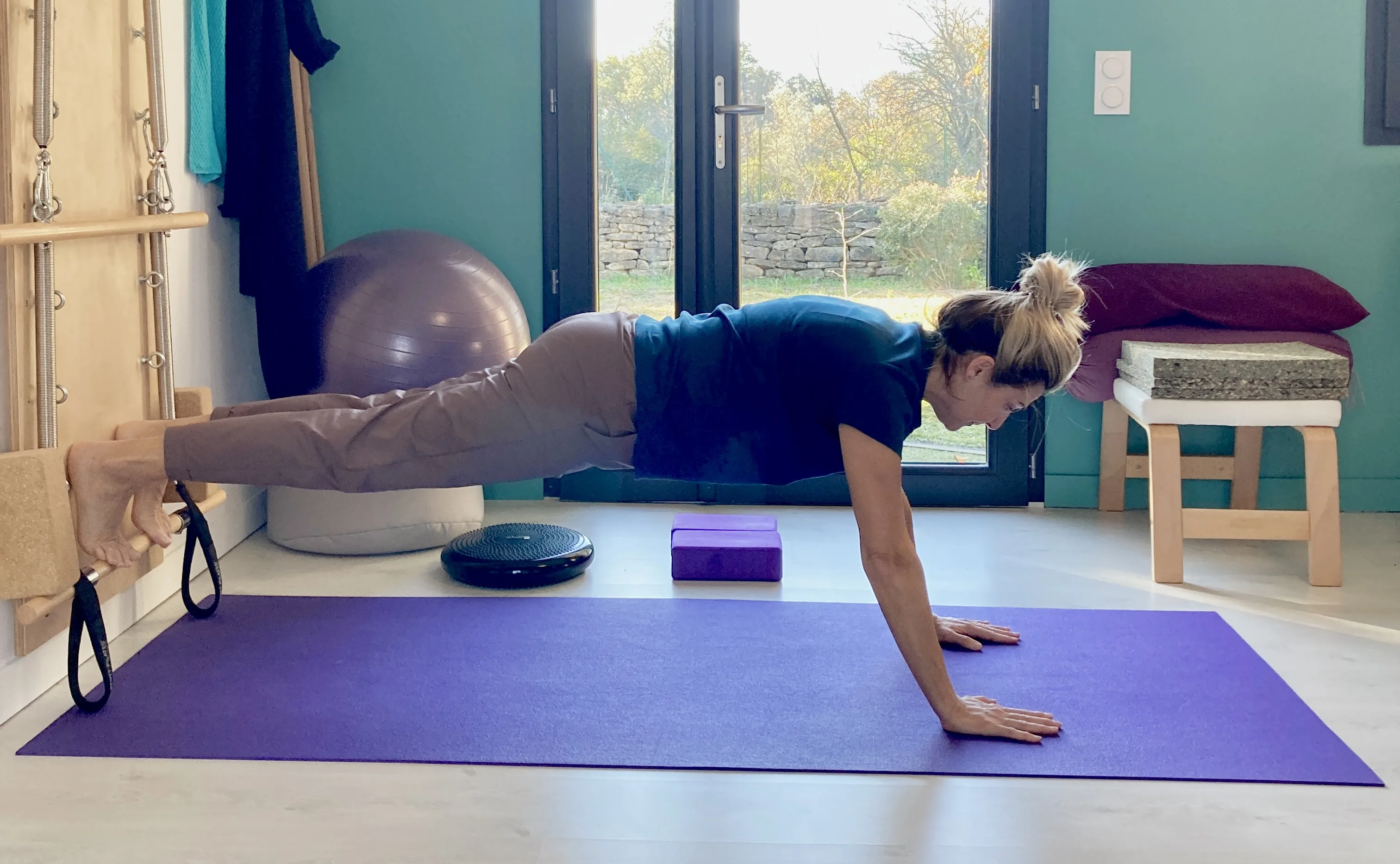 Cours d'abdos de Gasquet® au studio Corexperience à Aigues-Vives